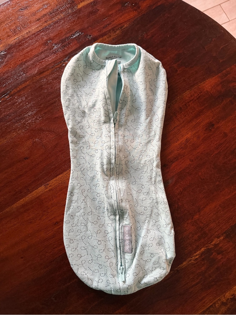 Swaddleme- NEVER USED- Newborn swaddle sack (0-2mo)